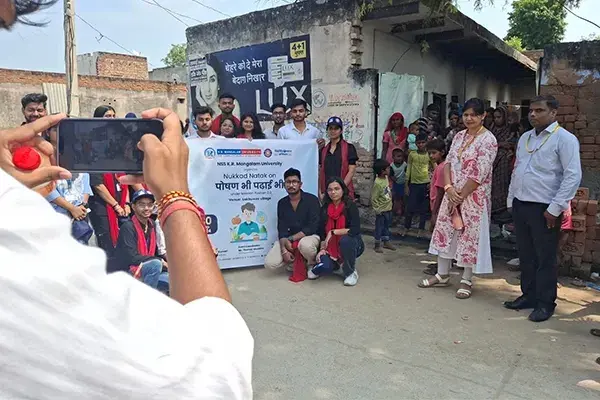 Nukkad Natak on “Poshan Bhi Padhai Bhi