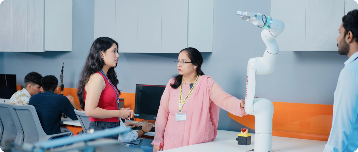 Centre of Excellence Robotics & AI