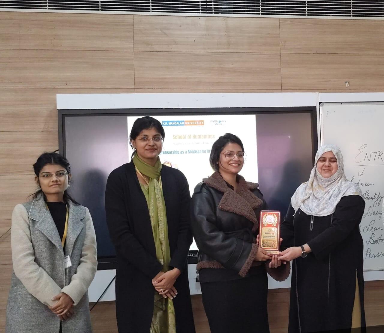 Alumni Talk on Intrapreneurship as a Mindset for Driving Innovation