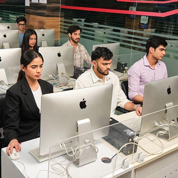 MakerSpace: Build from Day One