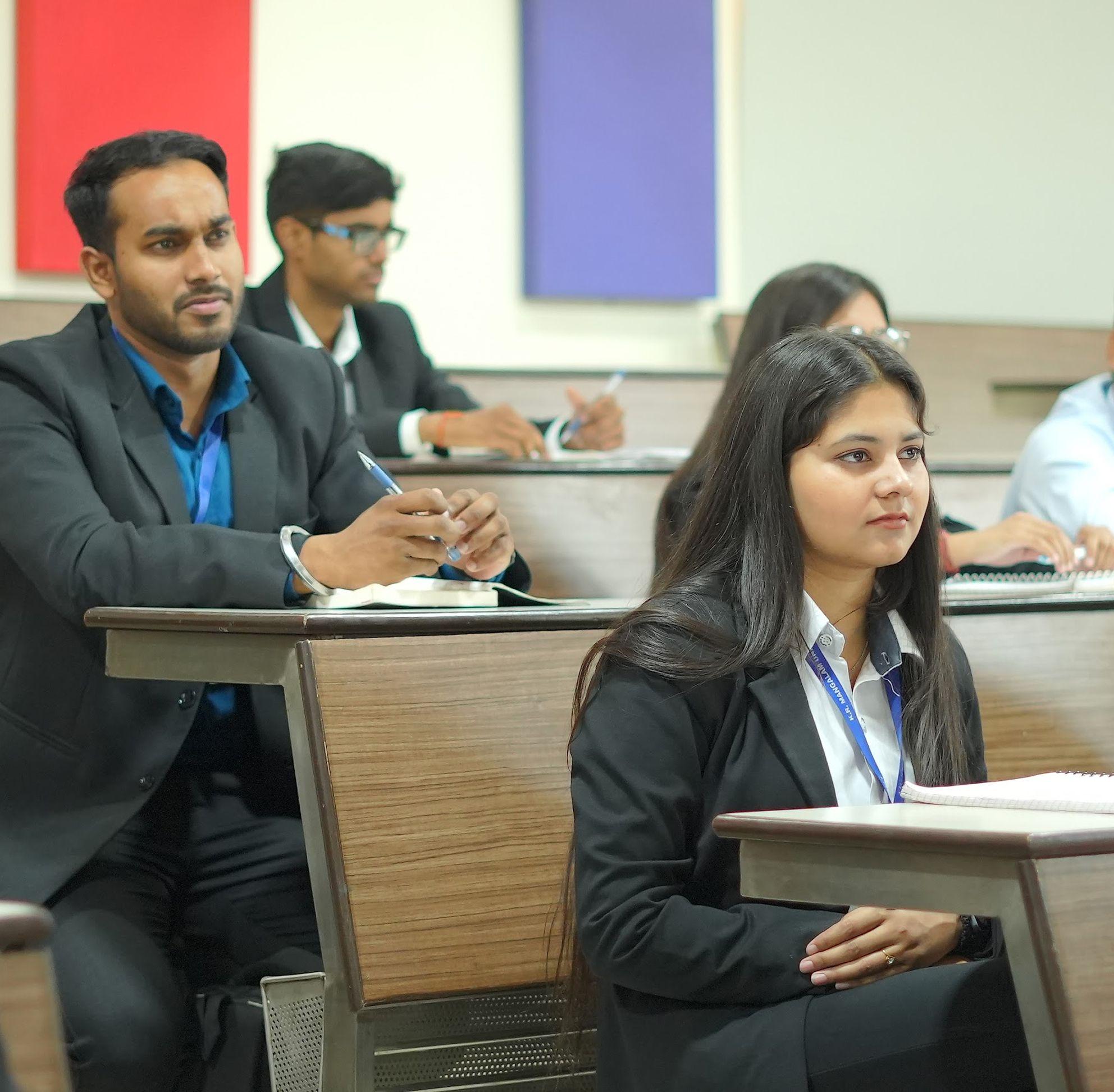 MBA Fintech classroom session at K.R. Mangalam University