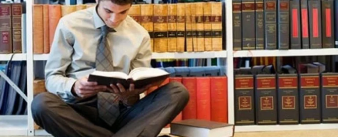 OFFBEAT CAREERS AFTER STUDYING LAW