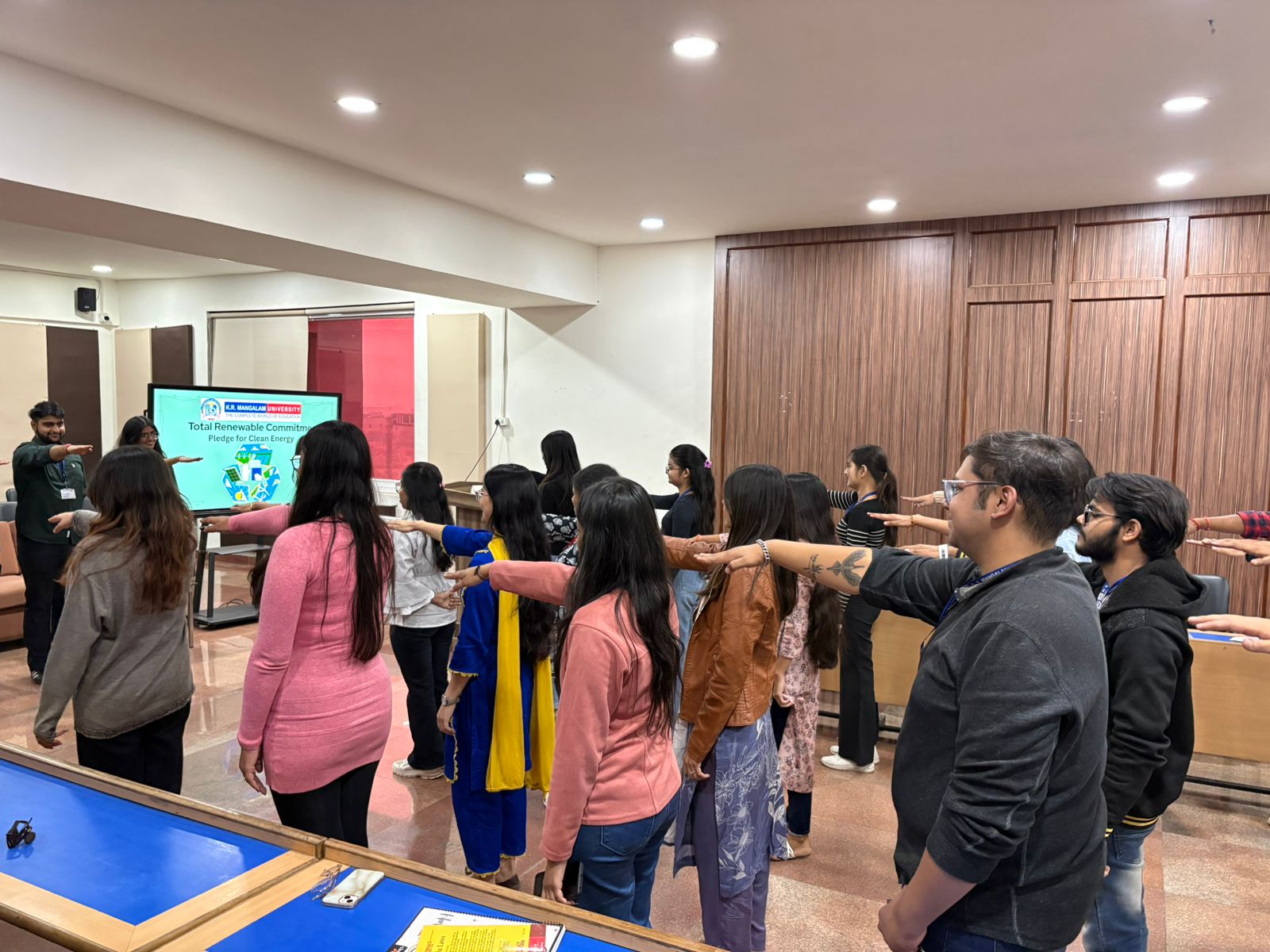 WhatsApp Image 2025-11-10 at 14.00.54